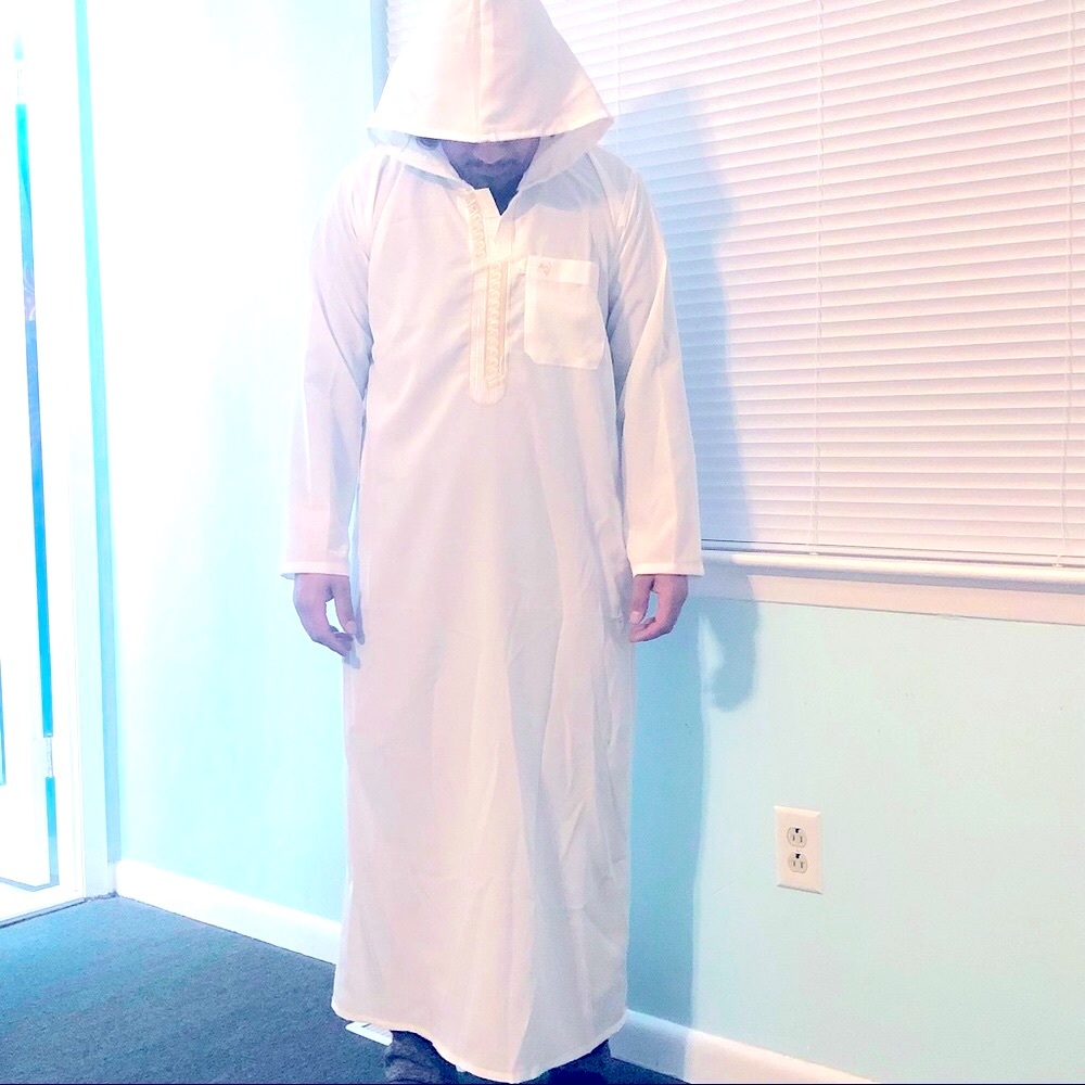 Mens Thob Abaya with Hood and Pocket White/Cream Embroidered Neck
